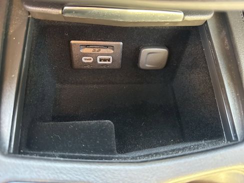 Used 2019 Cadillac XT4 Sport image 26