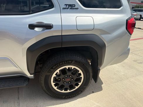 Used 2025 Toyota 4Runner TRD Off-Road AWD/4WD image 11