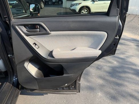 Used 2014 Subaru Forester 2.5i Premium w/ All-Weather Package AWD/4WD image 67