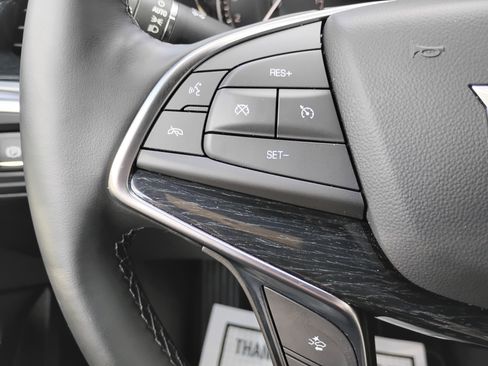 Used 2025 Cadillac XT5 Premium Luxury image 6