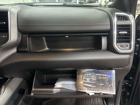 New 2026 RAM 2500 Laramie w/ Sport Appearance Package AWD/4WD image 37