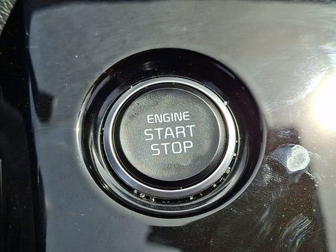 Certified 2023 Kia Sportage EX AWD/4WD image 22