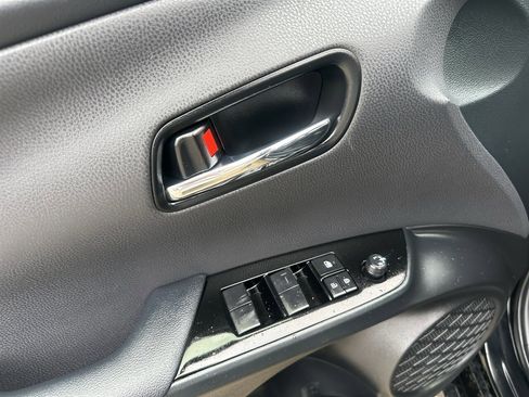 Used 2022 Toyota Prius LE image 47
