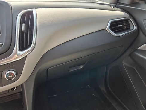 Used 2021 Chevrolet Equinox LS w/ LS Convenience Package FWD image 26