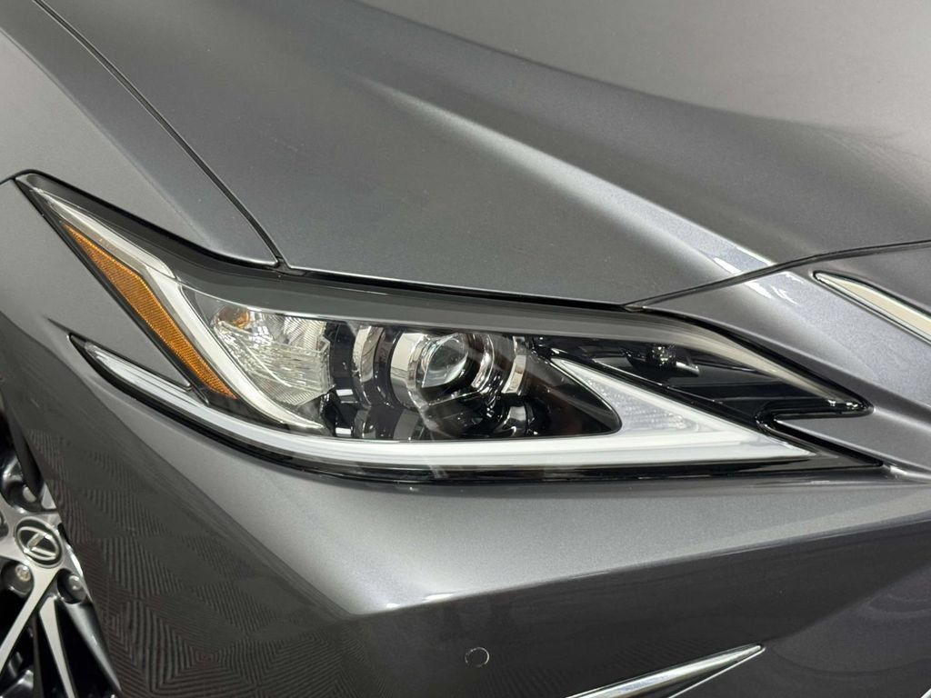 Used 2024 Lexus ES 350 w/ Premium Package FWD image 15