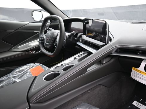 New 2027 Chevrolet Corvette Stingray Coupe w/ 1LT RWD image 25