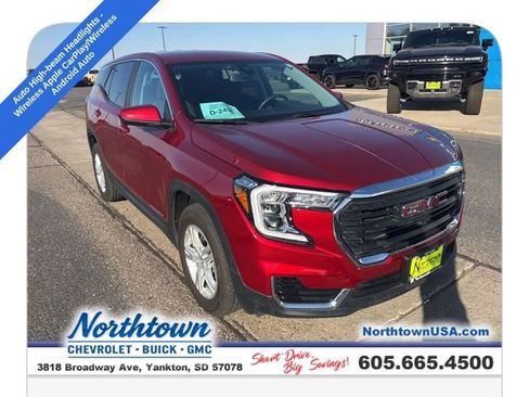 Certified 2024 GMC Terrain SLE image 3