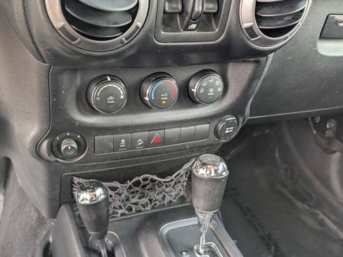 Used 2014 Jeep Wrangler Unlimited Sport w/ Quick Order Package 24S image 16