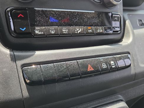 Used 2023 RAM ProMaster 2500 w/ Interior LED Lighting Group FWD image 21