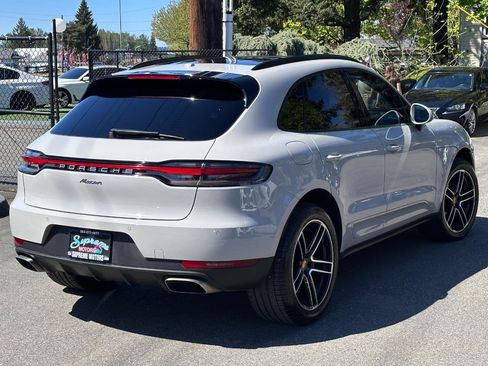 Used 2020 Porsche Macan AWD/4WD image 8