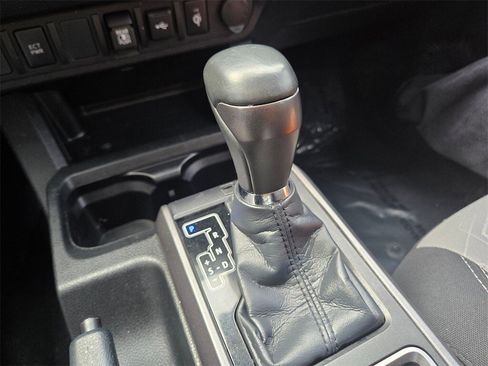 Used 2023 Toyota Tacoma TRD Sport image 20