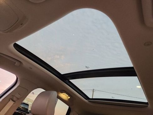 Used 2021 Lincoln Nautilus Reserve w/ Equipment Group 201A image 16