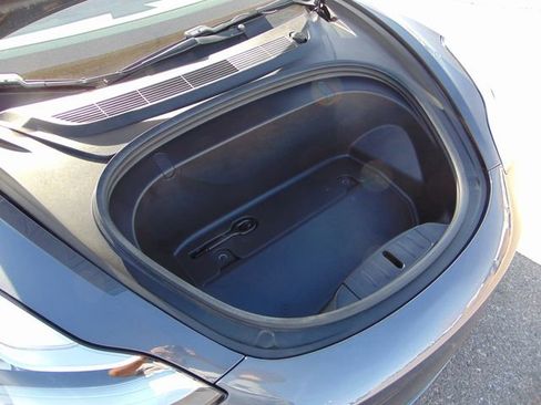 Used 2019 Tesla Model 3 Long Range image 27