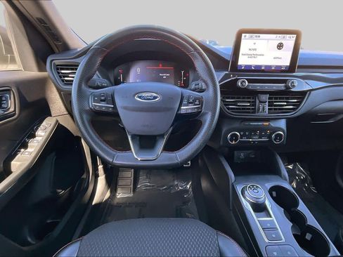Used 2023 Ford Escape ST-Line FWD image 5