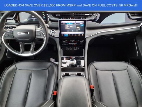 Used 2023 Jeep Grand Cherokee 4WD 4xe image 13