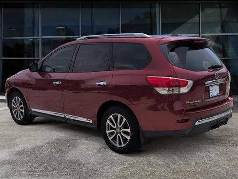 Used 2015 Nissan Pathfinder SL w/ SL Premium Package FWD image 3