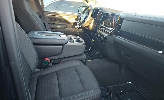 Used 2023 Chevrolet Silverado 1500 RST AWD/4WD image 12