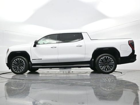 Used 2026 GMC Sierra EV Denali image 44