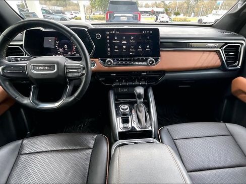 Used 2023 GMC Canyon AT4 w/ AT4 Premium Package image 16