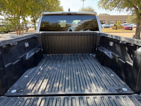 Used 2024 Toyota Tacoma TRD Off-Road image 30