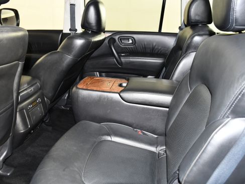 Used 2022 Nissan Armada SL w/ Captain's Chairs Package AWD/4WD image 53