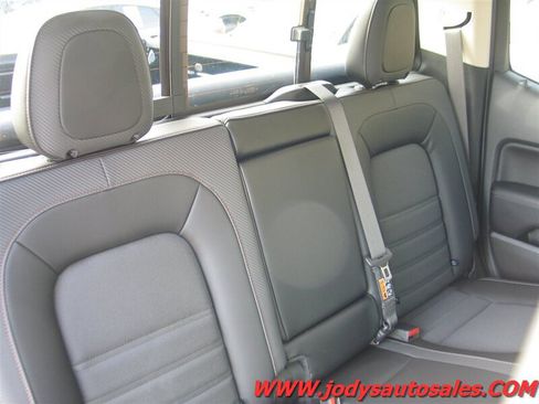 Used 2022 GMC Canyon AT4 w/ Trailering Package AWD/4WD image 30