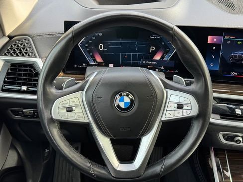 Used 2023 BMW X7 xDrive40i image 22