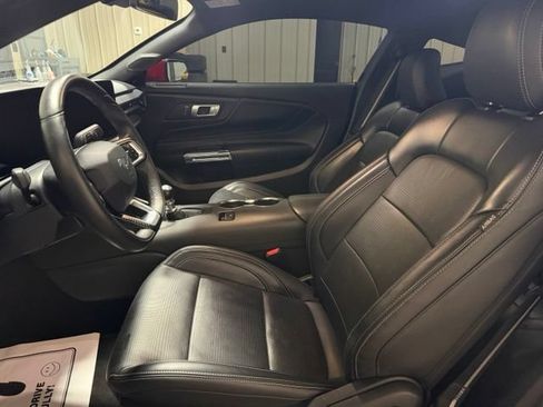 Used 2025 Ford Mustang GT Premium RWD image 14