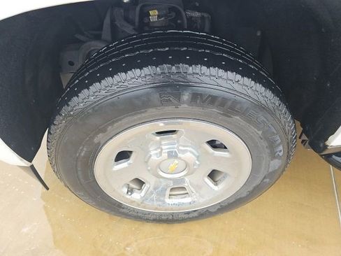 Used 2021 Chevrolet Colorado W/T w/ WT Convenience Package RWD image 12