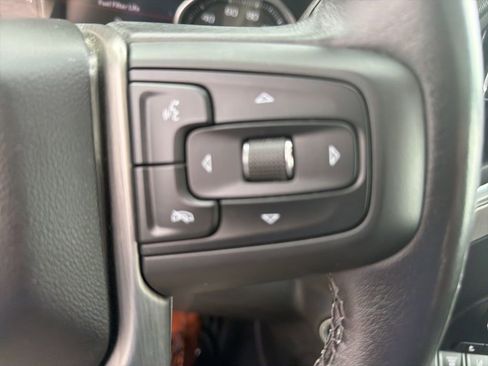 Used 2022 GMC Sierra 3500 Denali w/ Denali Ultimate Package image 27