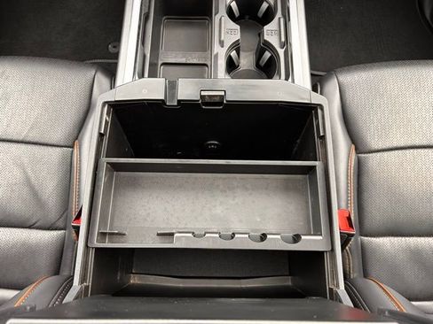 Used 2025 Ford F350 Lariat w/ Black Appearance Package image 24