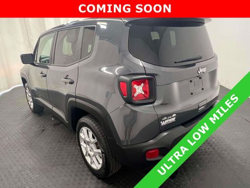 Certified 2023 Jeep Renegade Latitude AWD/4WD image 7