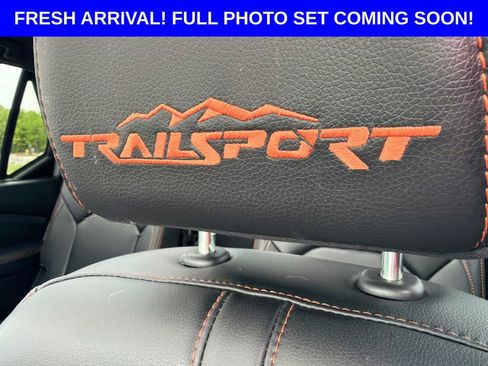 Used 2025 Honda Pilot TrailSport image 22