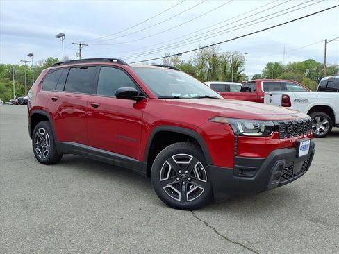 New 2026 Jeep Cherokee Laredo image 2
