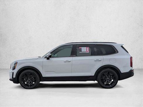 Used 2022 Kia Telluride SX w/ SX Prestige Package AWD/4WD image 9