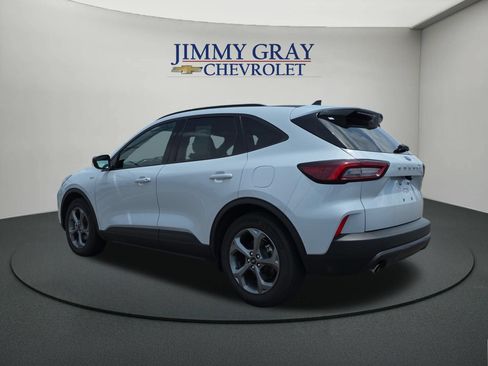Used 2025 Ford Escape ST-Line FWD image 3