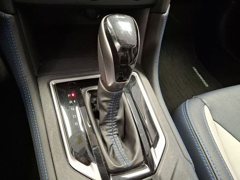 Used 2019 Subaru Crosstrek Hybrid w/ Moonroof Package w/Navigation image 17