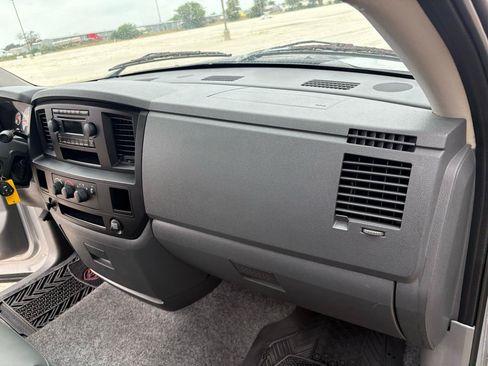 Used 2007 Dodge Ram 1500 Truck ST RWD image 34