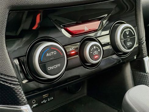 Used 2024 Subaru Forester Premium image 20