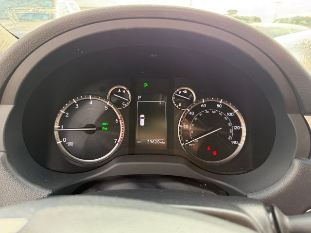 Used 2023 Lexus GX 460 Premium AWD/4WD image 11
