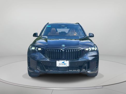 Used 2024 BMW X5 xDrive40i w/ M Sport Package AWD/4WD image 2
