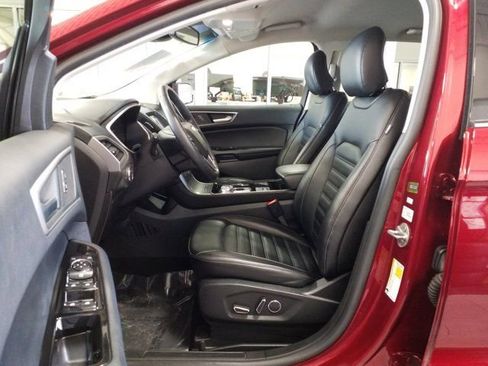 Used 2019 Ford Edge SEL w/ Equipment Group 201A image 12