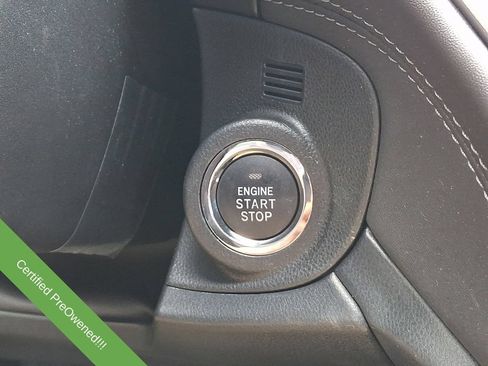 Used 2025 Subaru Outback Premium AWD/4WD image 25