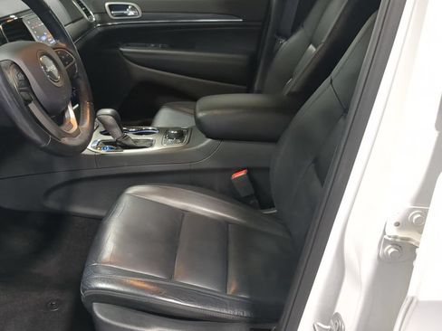 Used 2019 Jeep Grand Cherokee Limited AWD/4WD image 20
