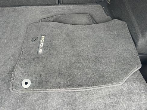 Certified 2023 Nissan Rogue SV AWD/4WD image 12