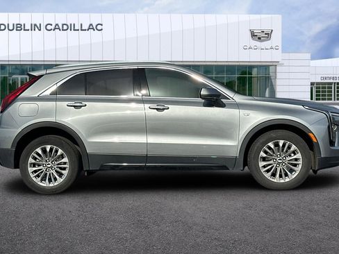 Certified 2024 Cadillac XT4 Premium Luxury image 3
