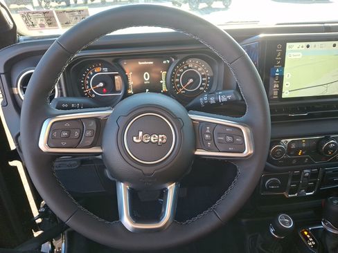 New 2026 Jeep Wrangler Unlimited Sahara AWD/4WD image 16