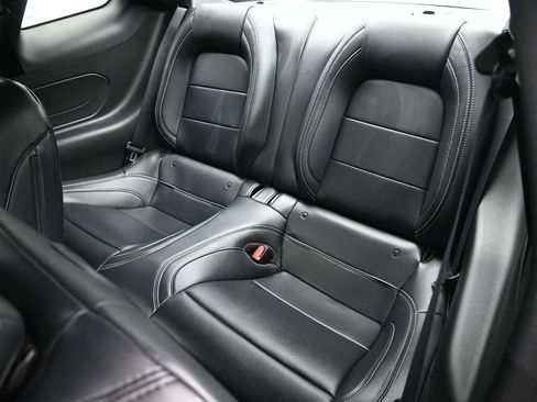 Used 2025 Ford Mustang Premium image 21