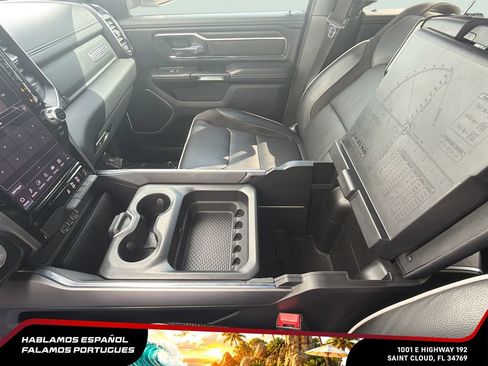 Used 2025 RAM 1500 Laramie AWD/4WD image 25