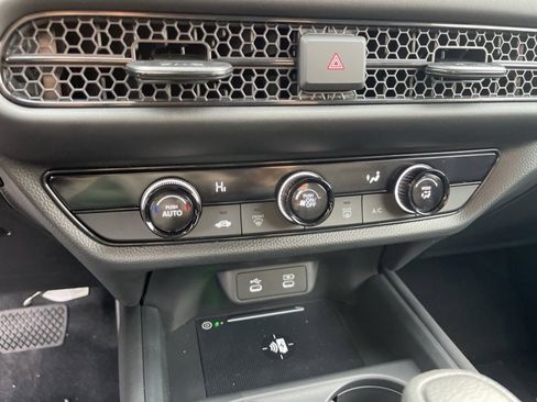 New 2026 Honda HR-V LX image 10